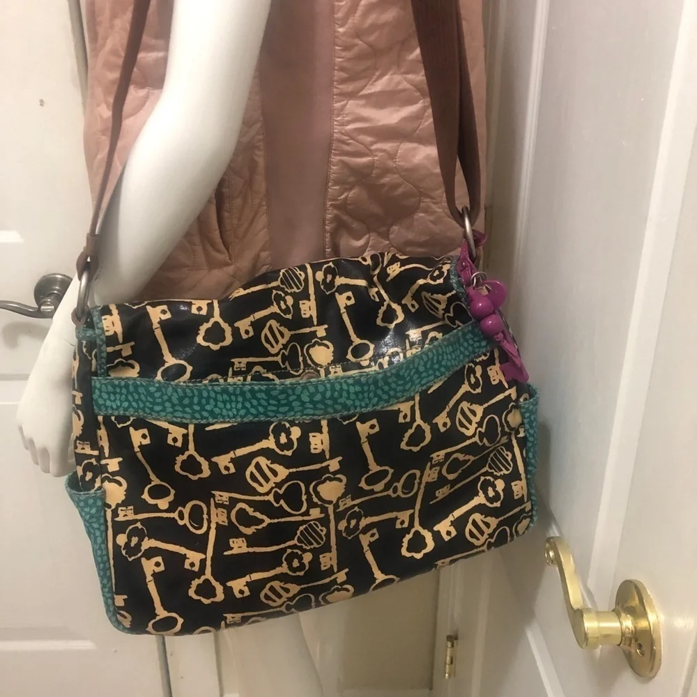 Fossil Adorable bag for school,office anywhere go
